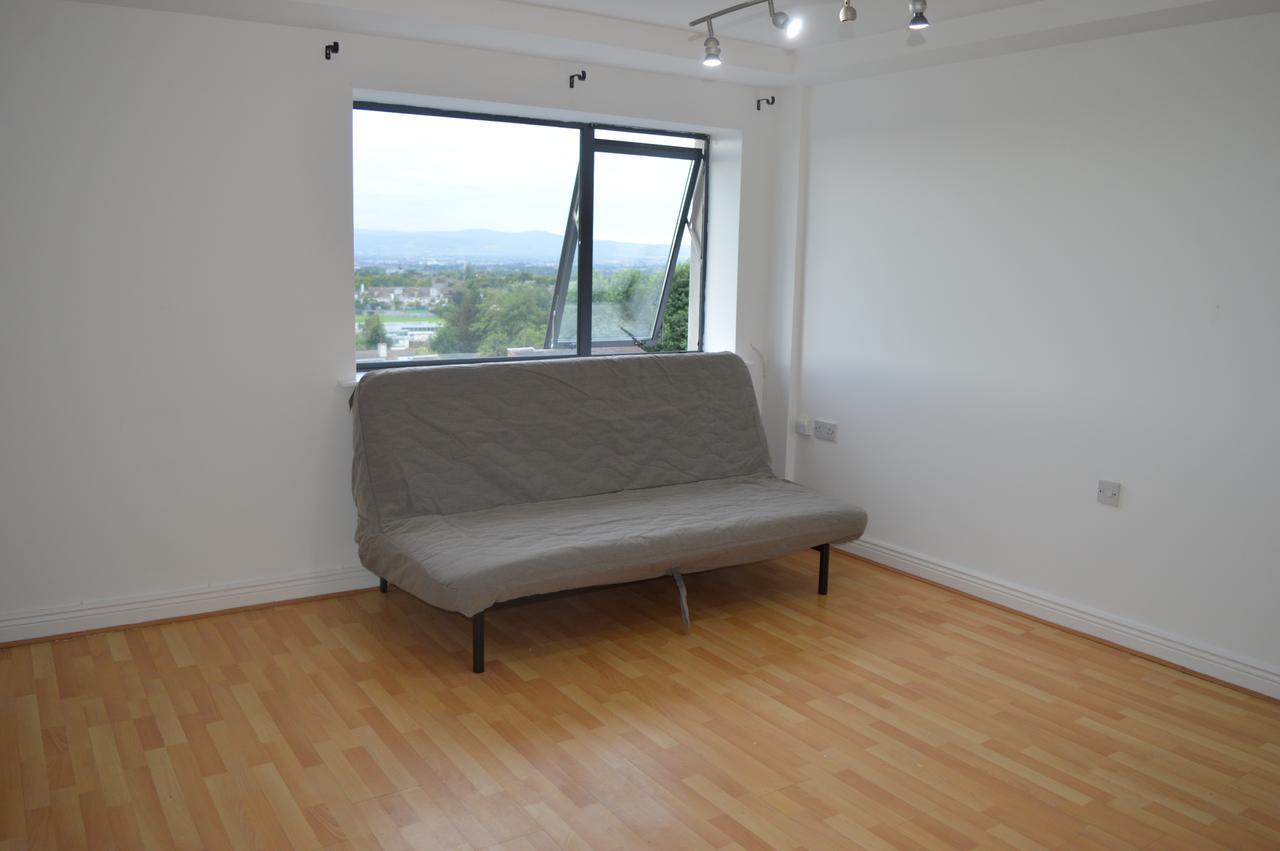 The Sentinel Tower Airport Apartments Ballymun Εξωτερικό φωτογραφία