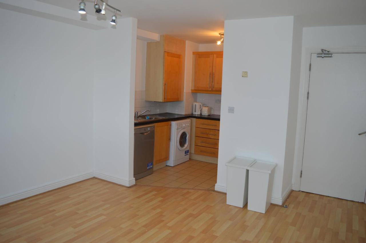 The Sentinel Tower Airport Apartments Ballymun Εξωτερικό φωτογραφία